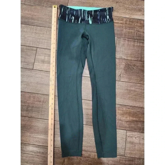 Lululemon Leggings Womens Size 4 Green - Picture 1 of 7